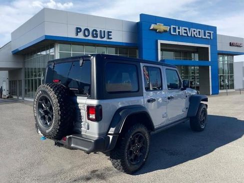 Used 2023 Jeep Wrangler Unlimited image 2