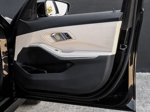 Used 2021 BMW 330i Sedan w/ Convenience Package image 47