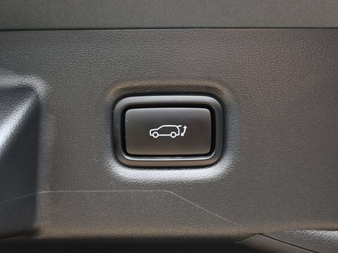 Used 2025 Hyundai Ioniq 5 SEL RWD image 32