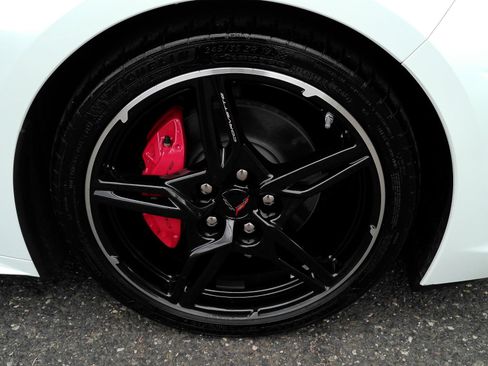 Certified 2024 Chevrolet Corvette Stingray Preferred Cpe w/ Battery Protection Package RWD image 31