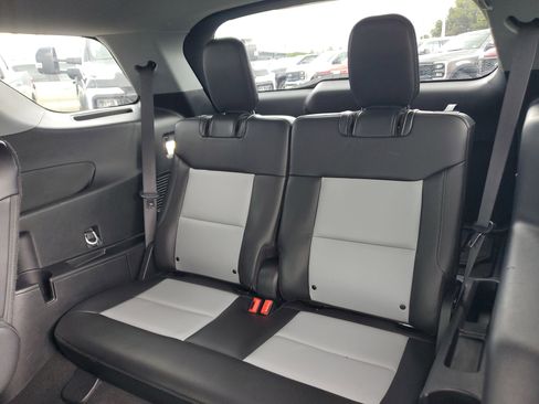 Used 2023 Ford Explorer XLT w/ Equipment Group 202A image 21