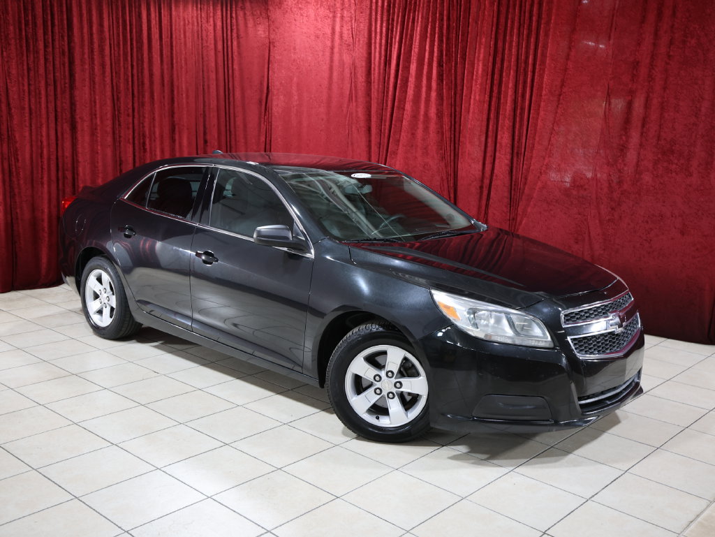 Used 2013 Chevrolet Malibu LS FWD image 2