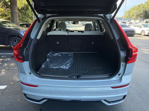 Used 2025 Volvo XC60 B5 Plus w/ Protection Package AWD/4WD image 23