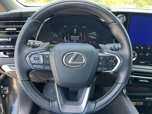 Used 2025 Lexus RX 350 Premium Plus w/ Accessory Package (Z1) FWD image 6