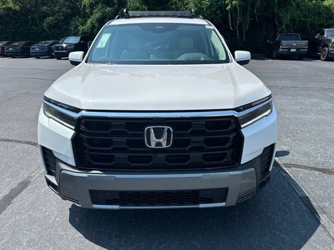 New 2026 Honda Pilot Elite image 8