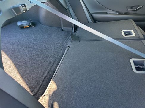 New 2026 Hyundai Elantra SEL Sport Premium image 36