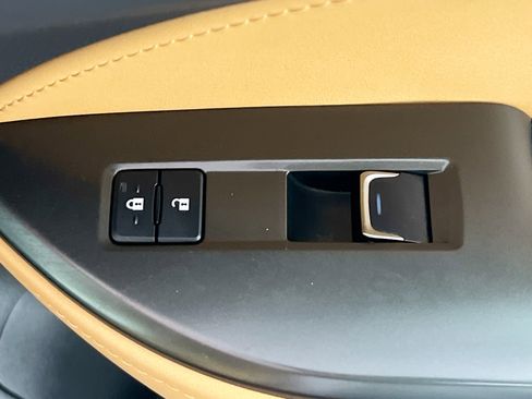 Used 2023 Lexus NX 350 AWD image 32