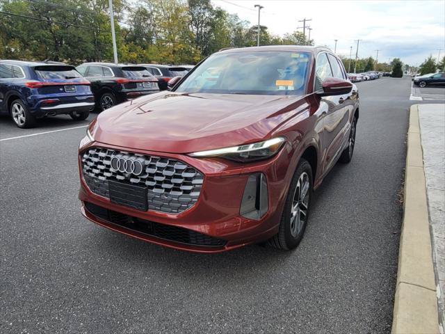 Used 2025 Audi Q5 Premium Plus w/ Premium Plus AWD/4WD image 11