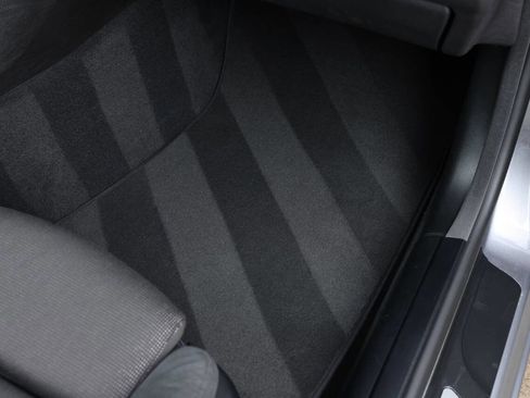 Used 2004 BMW 330Ci Coupe image 50