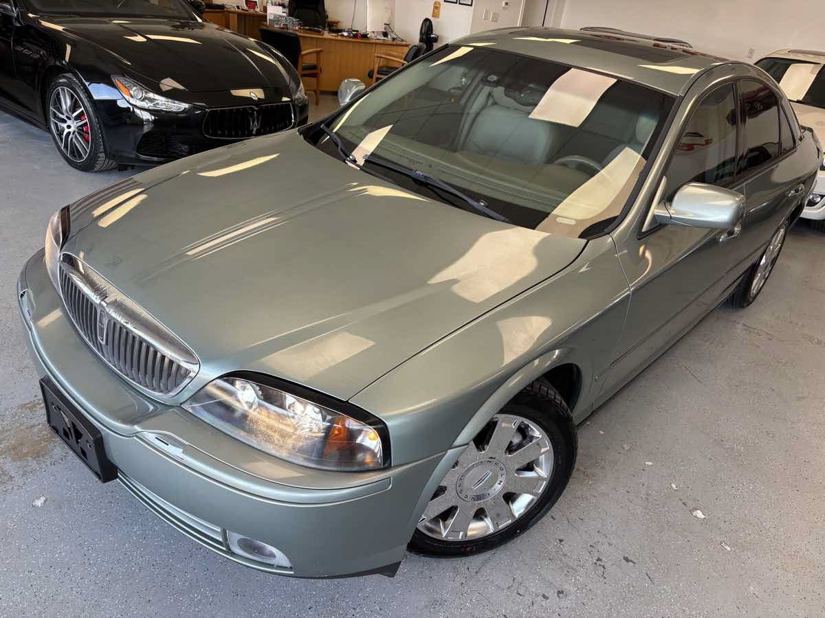 Used 2004 Lincoln LS RWD image 9