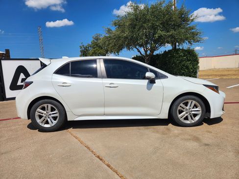 Used 2019 Toyota Corolla SE w/ Protection Package FWD image 6