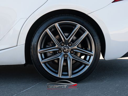 Used 2020 Lexus IS 300 F Sport image 10