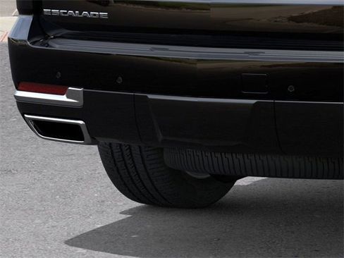 New 2026 Cadillac Escalade Luxury w/ LPO, Floor Liner Package image 14