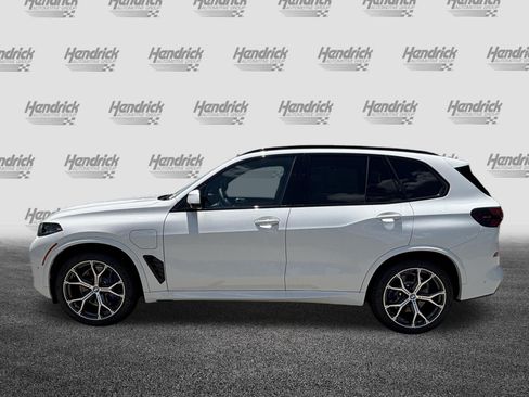 New 2026 BMW X5 xDrive50e w/ M Sport Package AWD/4WD image 7
