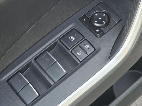 Used 2022 Toyota RAV4 XSE image 26