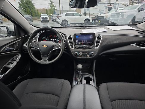 Used 2023 Chevrolet Malibu LT image 18
