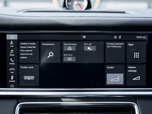 Used 2020 Porsche Panamera 4 image 73