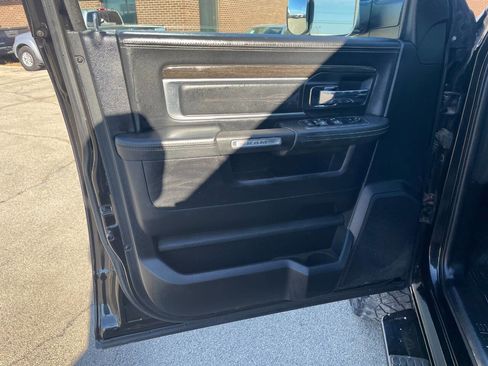 Used 2018 RAM 3500 Laramie Longhorn image 15