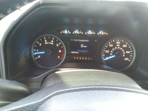 Used 2016 Ford F150 XLT w/ Equipment Group 302A Luxury AWD/4WD image 14