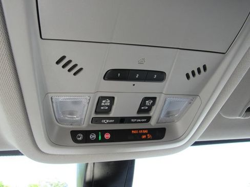 Used 2023 GMC Acadia SLT w/ Preferred Package AWD/4WD image 24