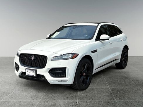 Used 2019 Jaguar F-PACE R-Sport image 2