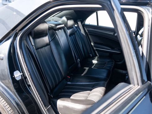 Used 2019 Chrysler 300 S w/ S Model Appearance Package RWD image 20