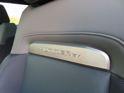 Used 2025 GMC Hummer EV 3X image 35