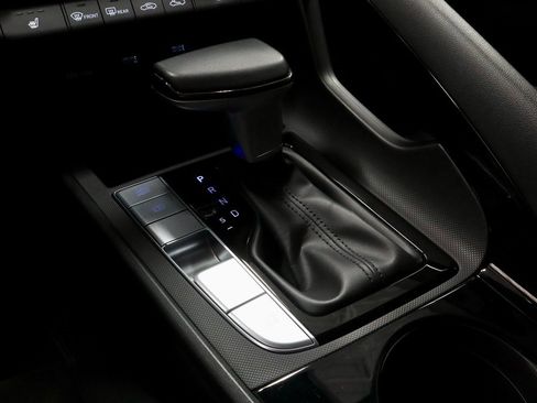 Certified 2023 Hyundai Elantra SEL w/ Convenience Package image 33