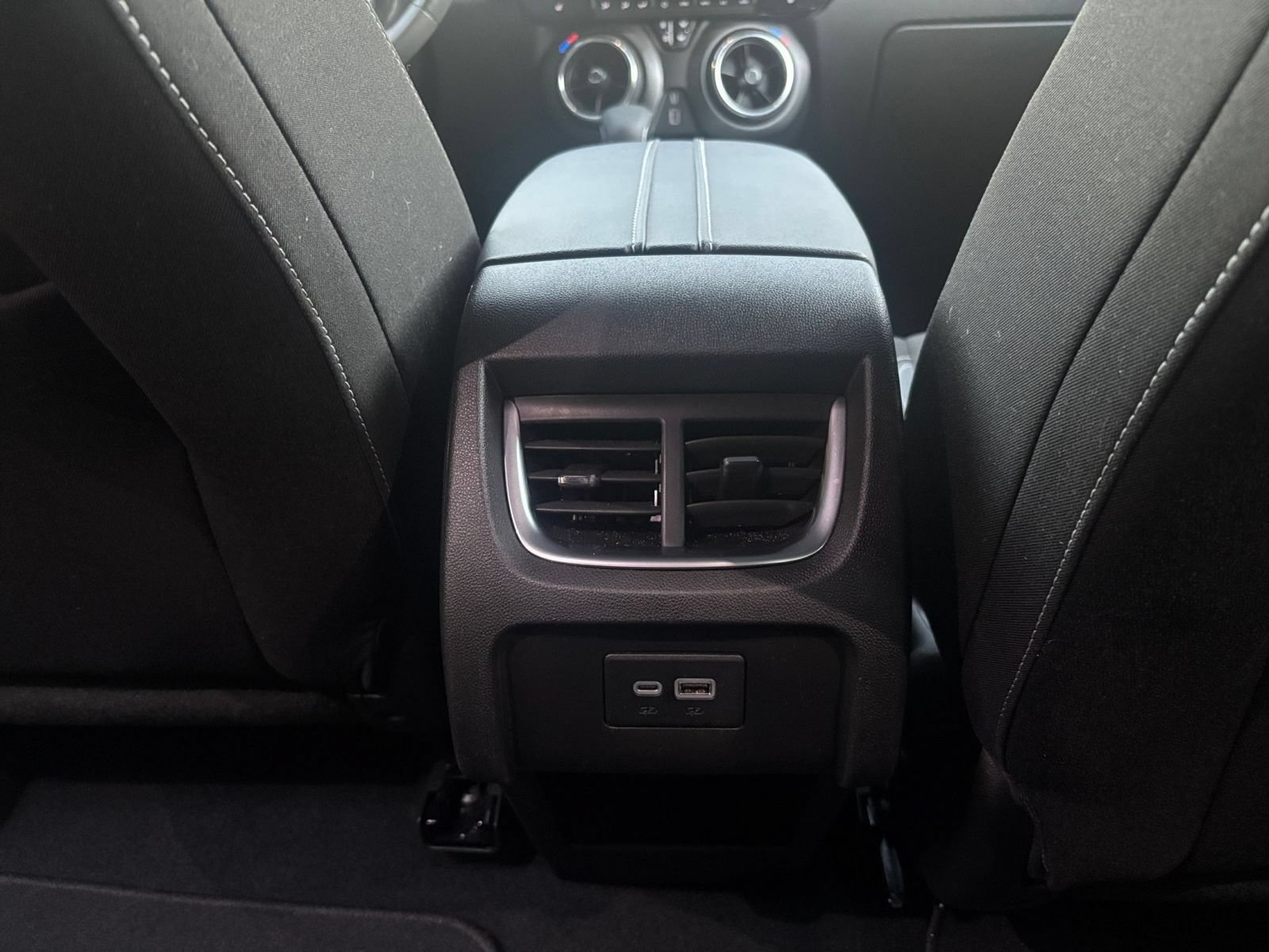 Used 2026 Chevrolet Blazer LT FWD image 22