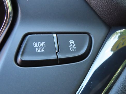 Used 2022 Chevrolet Blazer RS w/ Enhanced Convenience Package image 14