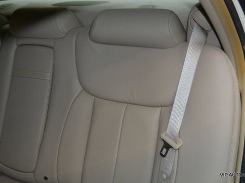 Used 2009 Cadillac DTS w/ Trunk Convenience Package image 23