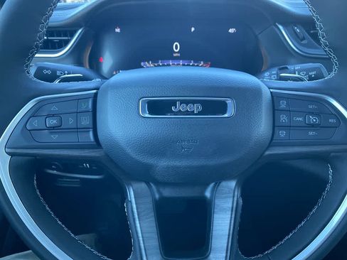 New 2025 Jeep Grand Cherokee L Limited w/ Luxury Tech Group II image 14