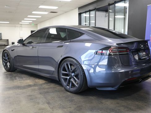 Used 2022 Tesla Model S Plaid AWD/4WD image 9