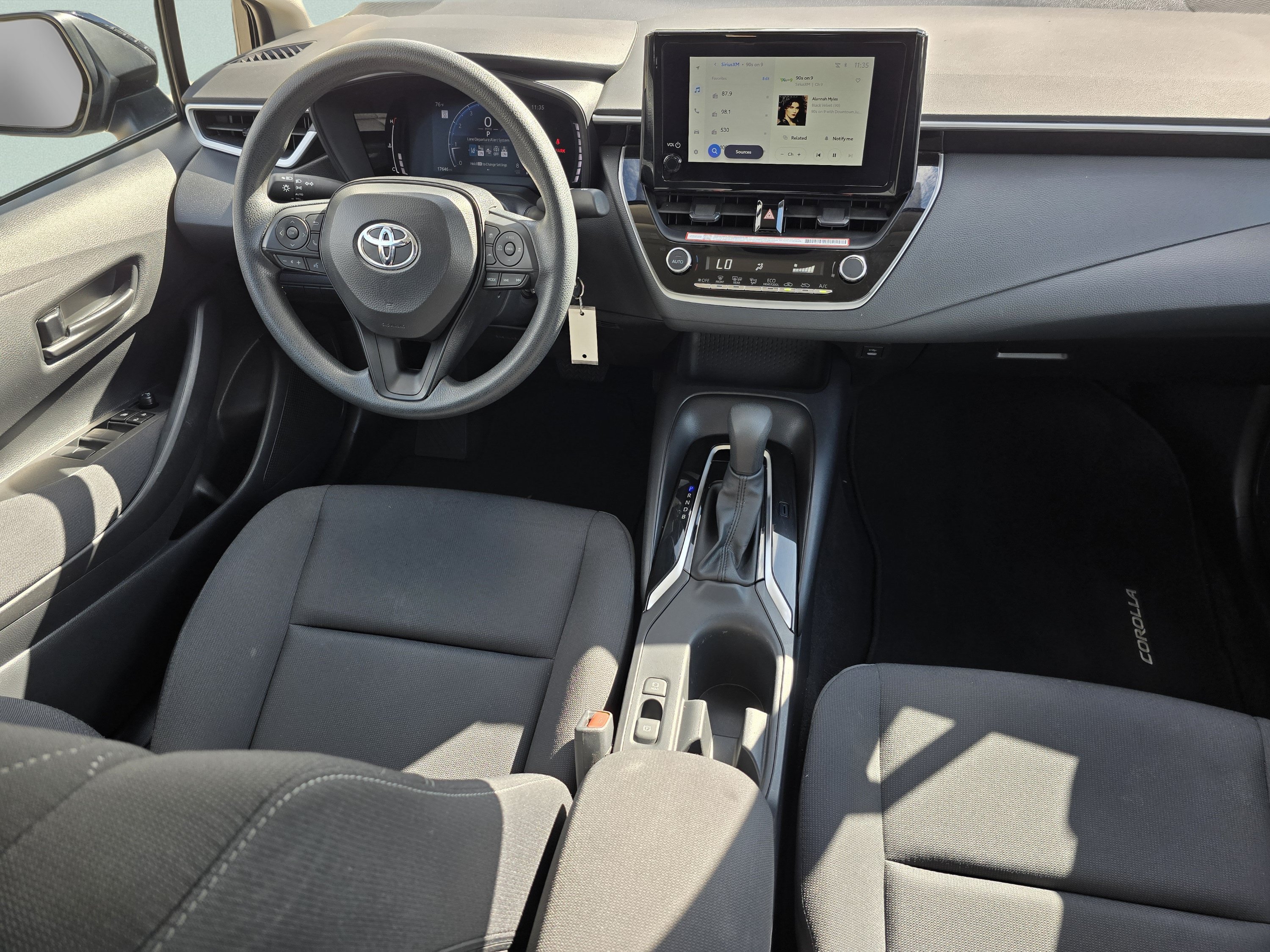 Used 2026 Toyota Corolla LE FWD image 29