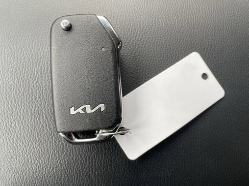 Used 2022 Kia Soul LX FWD image 27