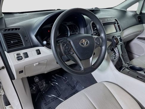 Used 2014 Toyota Venza LE w/ LE Convenience Package AWD/4WD image 9