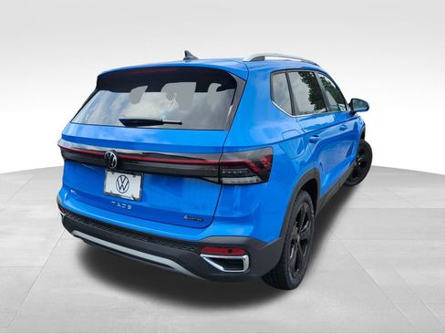 New 2025 Volkswagen Taos SEL image 6