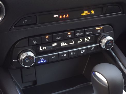 New 2025 MAZDA CX-5 Signature image 17