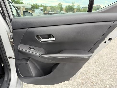 Used 2021 Nissan Sentra SV FWD image 15