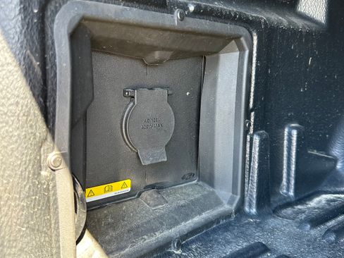 Used 2023 Ford F150 XLT w/ Equipment Group 302A High image 26