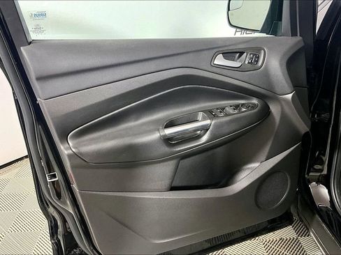 Used 2018 Ford Escape Titanium image 18