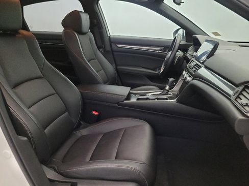 Used 2019 Honda Accord Sport image 21