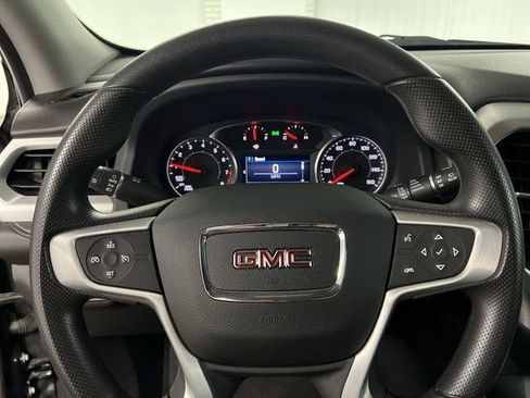 Certified 2021 GMC Acadia SLE w/ Driver Convenience Package FWD image 11