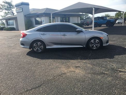 Used 2016 Honda Civic EX-T image 3