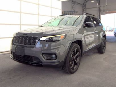 Used 2023 Jeep Cherokee Altitude Lux w/ Lux Elite Package