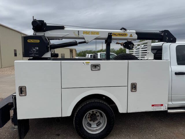 Used 2024 RAM 3500 Tradesman AWD/4WD image 7