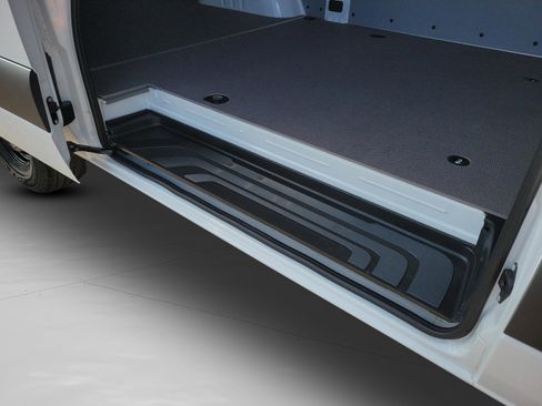 New 2025 Mercedes-Benz Sprinter 2500 image 13