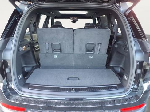 New 2025 Jeep Grand Cherokee L Limited w/ Luxury Tech Group II AWD/4WD image 5