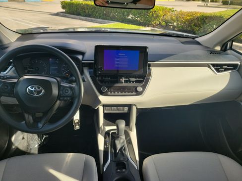 Certified 2025 Toyota Corolla Cross L FWD image 15