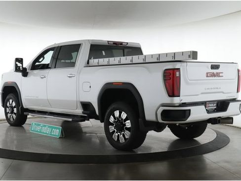 Used 2024 GMC Sierra 2500 Denali w/ Denali Reserve Package AWD/4WD image 8